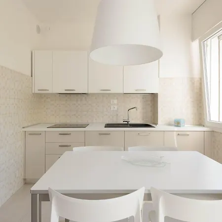 Beachside In Lignano Apartment *